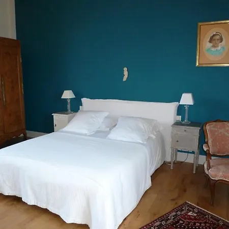 Le Logis Du Bourg Le Tablier
