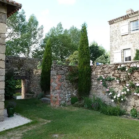 Le Logis Du Bourg Alojamento de Acomodação e Pequeno-almoço Le Tablier